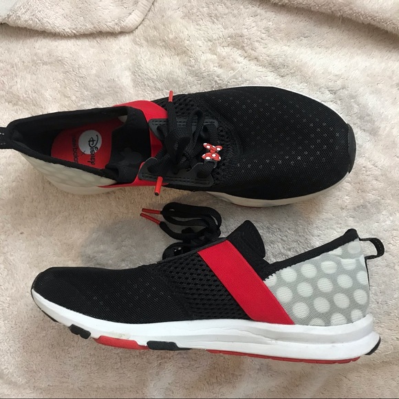 new balance rock the dots